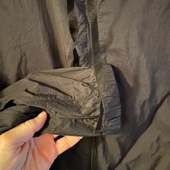 MAGGIE LANE windbreak Ladies Golf jacket - Picture 5 of 6